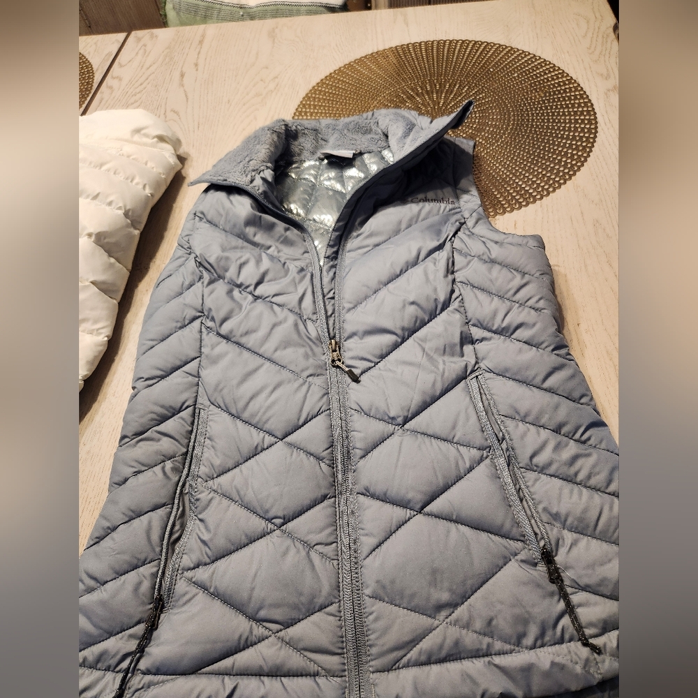 Columbia Women's Gray Quilted Vest XS Excellent
